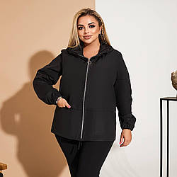 Чорна жіноча батальна куртка-вітровка з плащової тканини на підкладці з капюшоном на блискавці з кишенями