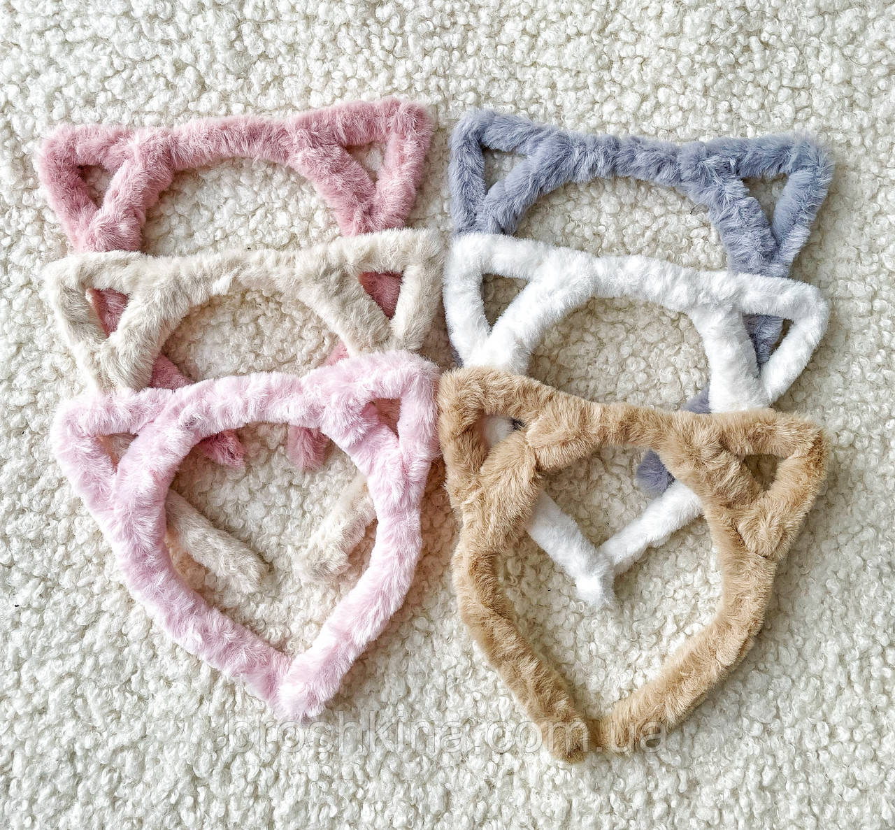 Обручи для волосся дитячі пластик/хутро 12 шт/уп. ВУШКИ, фото 1