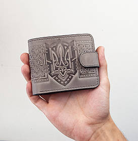 Чоловічий шкіряний гаманець сірий з тисненням Тризуб Герб України