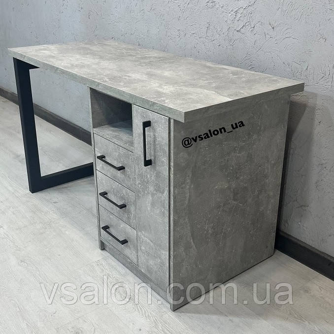 Стіл манікюрний з карго V704
