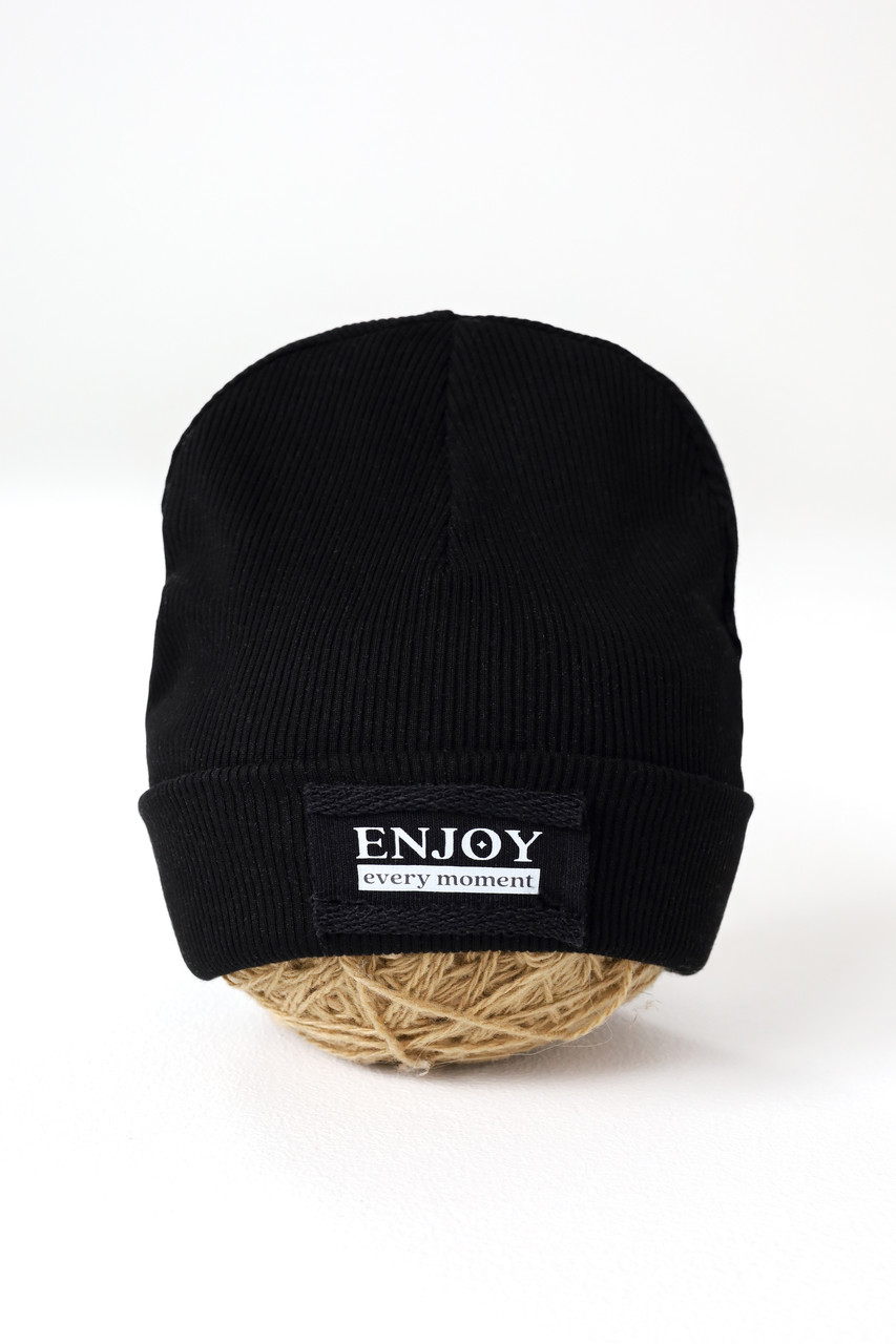 Шапка "Enjoy", Чорна