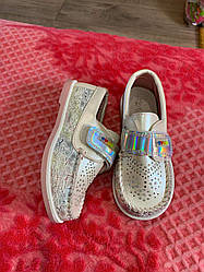 STTOPA Розмір 25-15,5 см. Мокасини дитячі для дівчинки сріблясті