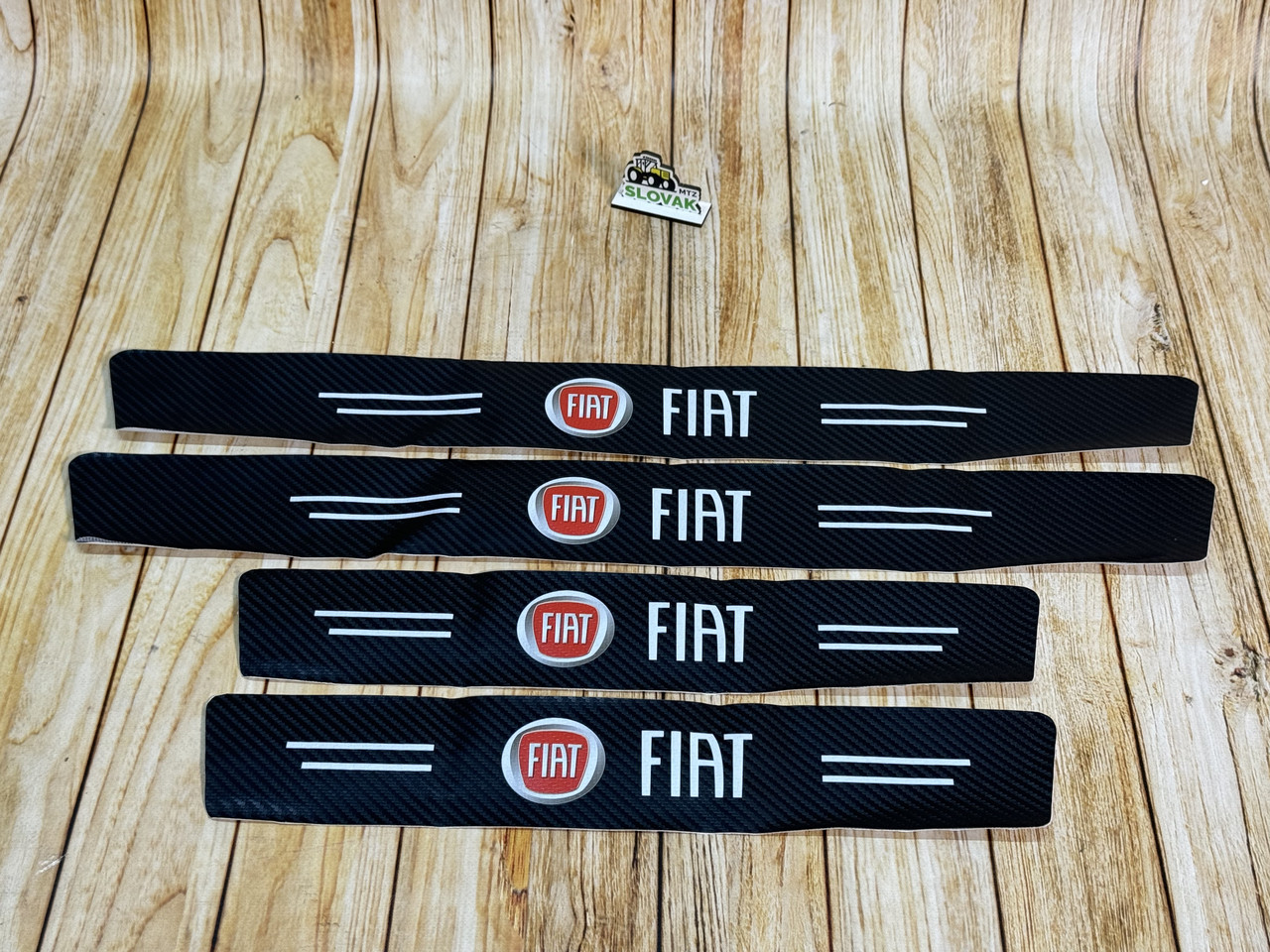 Захисна плівка Fiat 5D із вуглецевого волокна самоклеюча 4шт, 2х(60х7см)  2х(40х7см)