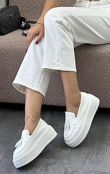 Кросівки жіночі 8 пар у ящику білого кольору 36-41