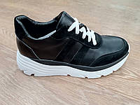 Кросівки жіночі шкіряні