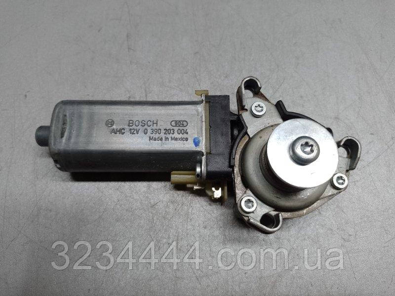 Моторчик регулювання сидіння MERCEDES GL-CLASS X164 06-12 M273923 2011 перед. прав. (б/у), фото 1