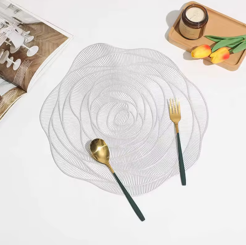 Підставки під тарілки на стіл, плеймати - подтарельники L00177-2 срібні 4шт, фото 1