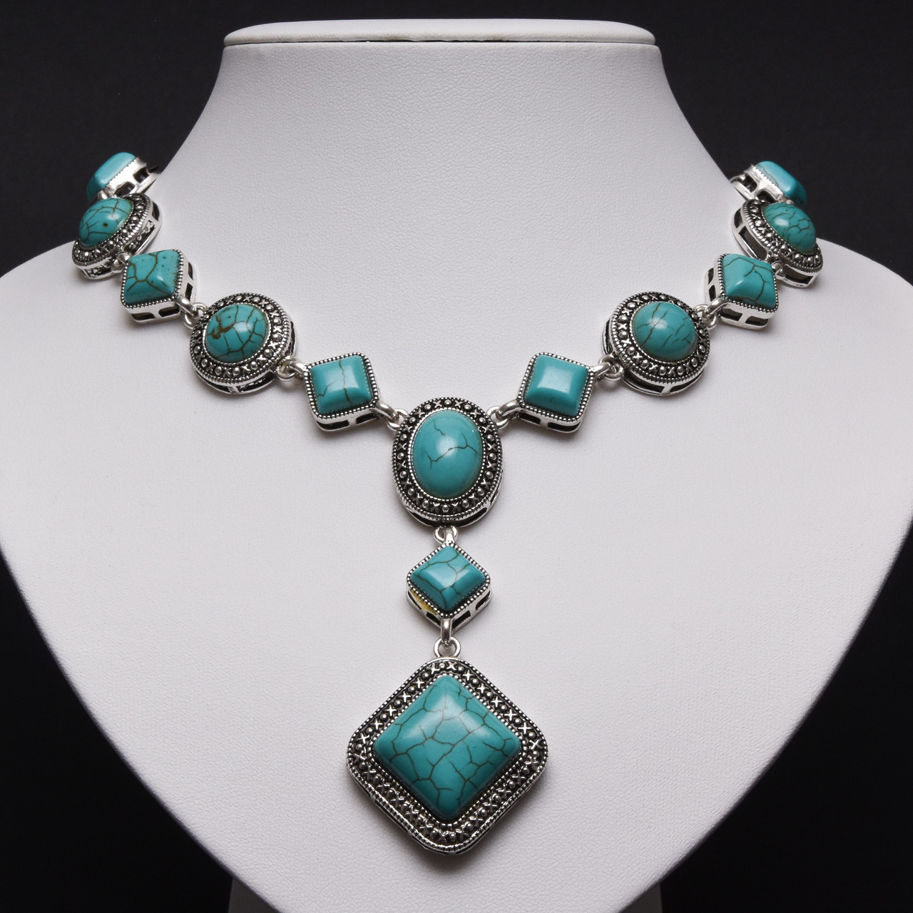 Кольє довге в стилі боххо кулон ромб зі сріблястими візерунками й елементами камінці з бірюзи довжина 65 см