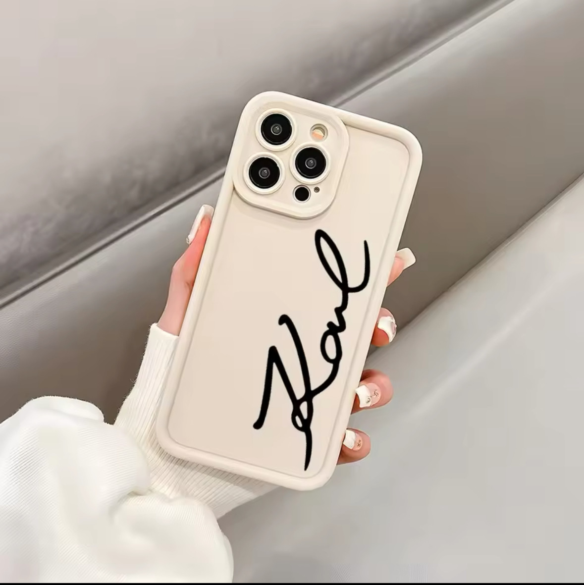 Чохол для IPhone 15 Pro силіконовий Karl