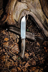 Ніж ручної роботи для полювання та риболовлі «Різак #1» зі шкіряними піхвами сталь S390/67 HRC.