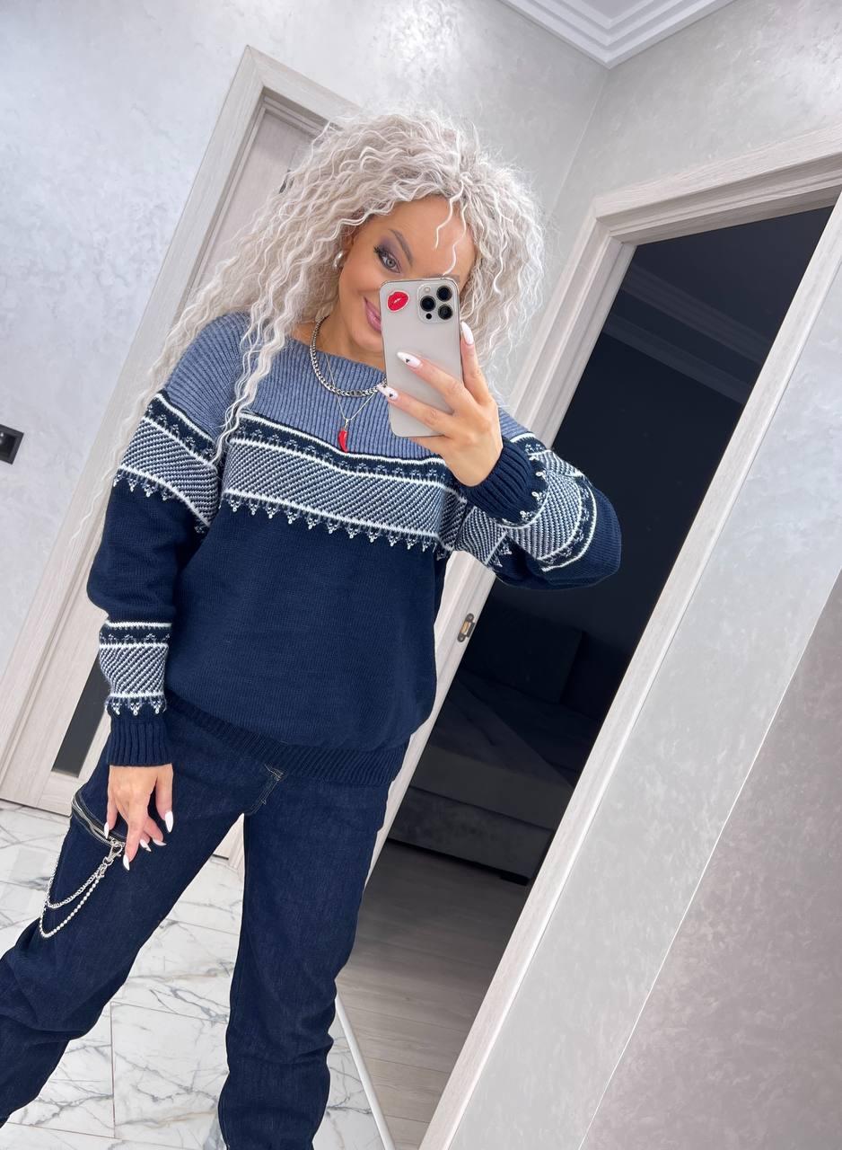 Крутий жіночий светр теплий із візерунком напіввовна