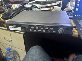 Відеореєстратор Hikvision DS-7204HVI-S No 242608903