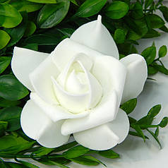 Троянда з фоамирана із закрученими пелюстками 7 см, білий