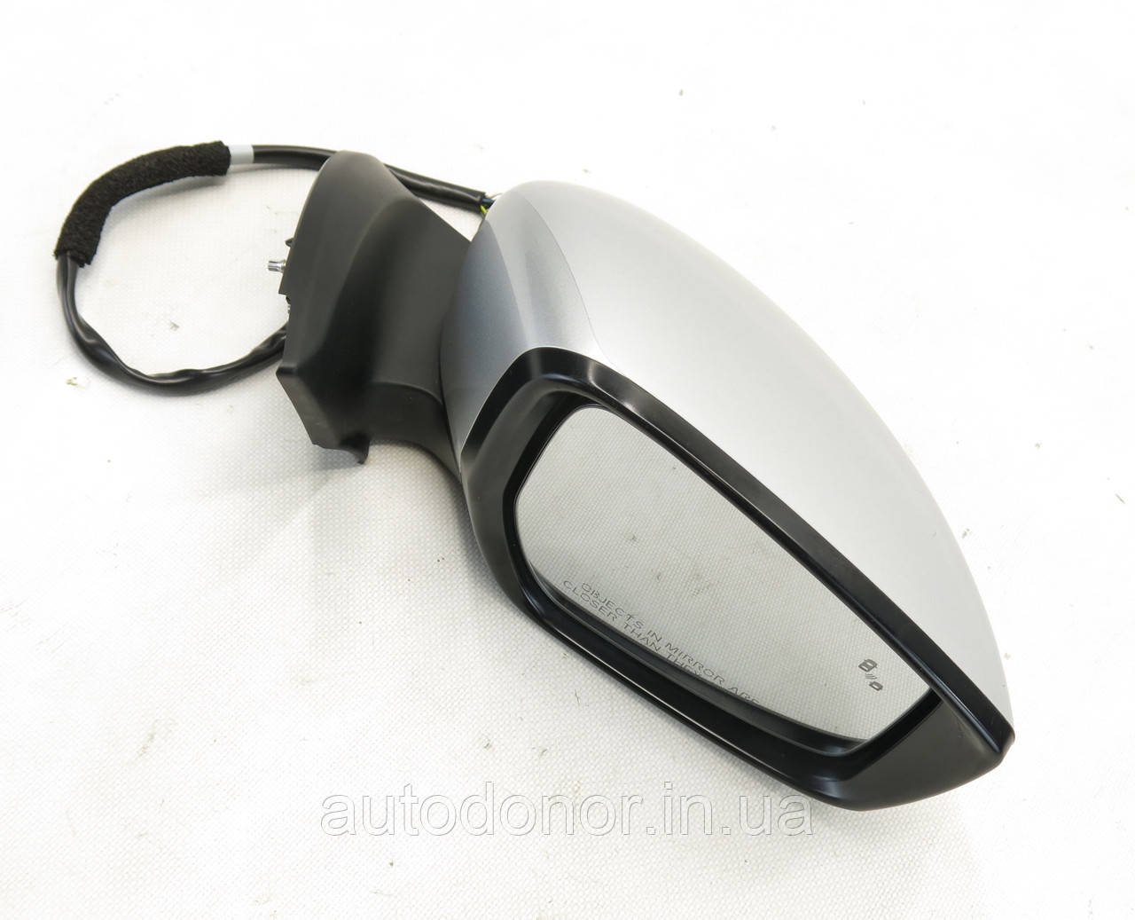 Зеркало заднего вида наружное з камерою правое Nissan Leaf ZE1 (18