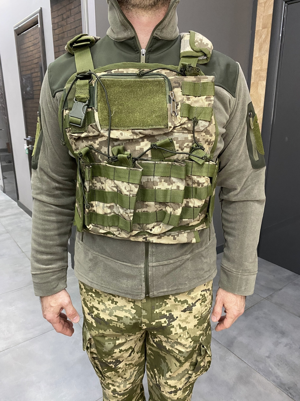 Плитоноска з підсумками, Український Піксель, із системою МОЛЛІ, Туреччина, plate carrier molle placard