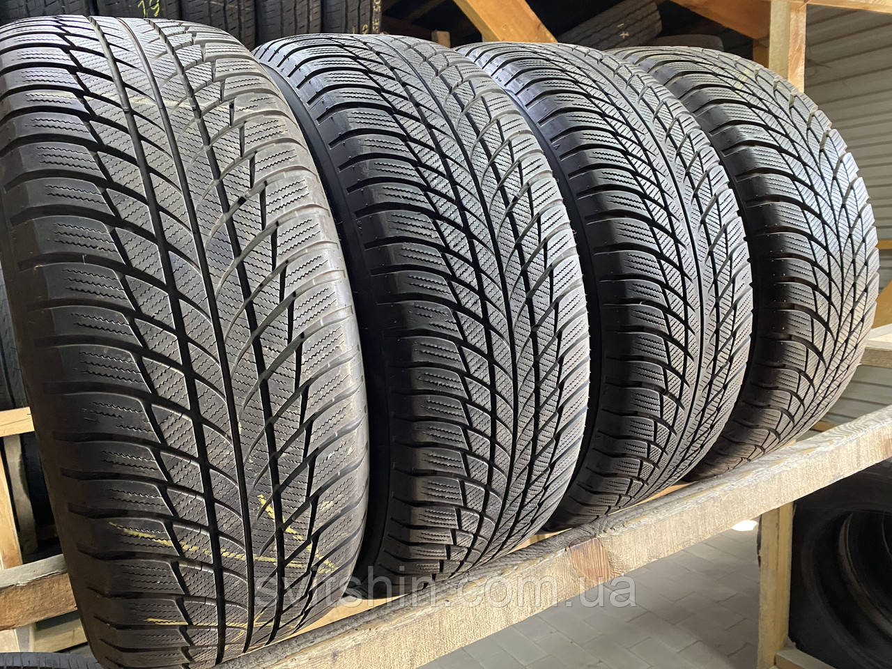 Зимові шини 195/55R16 Bridgestone Blizzak LM 001 7.5мм 2шт, фото 1