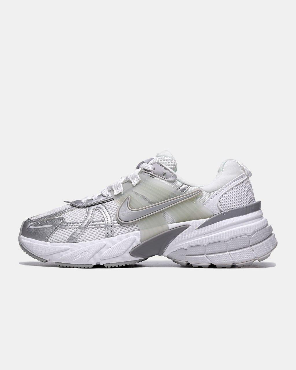 Жіночі Кросівки Nike V2K Runtekk White Metallic Silver / Найк В2К Рантек