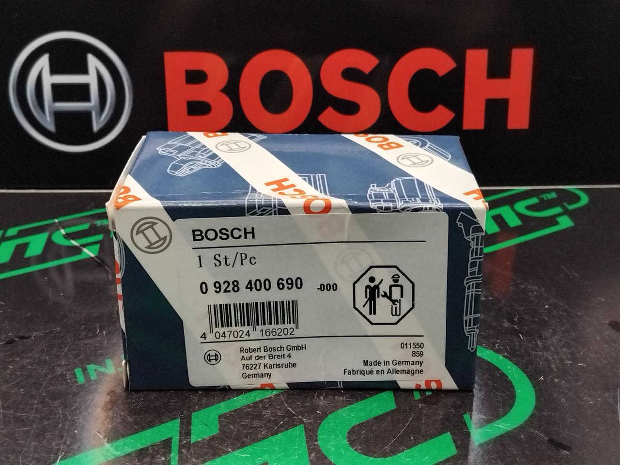 Блок дозування ( датчик тиску палива) 0928400690 (1465ZS0072) BOSCH Mitsubishi Canter Fuso Rosa 4M50
