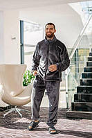 Чоловічі халати та піжами