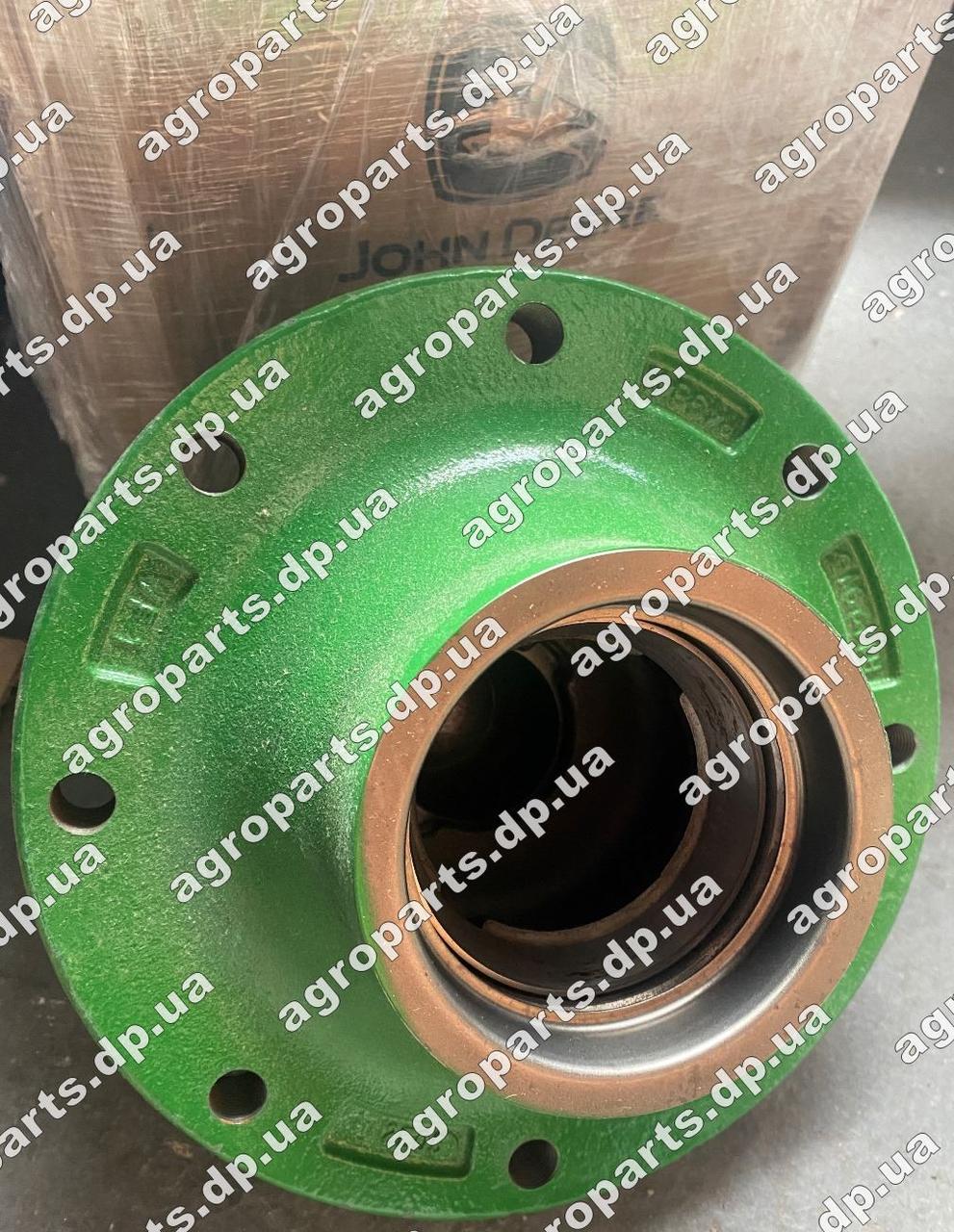 Ступиця AA66910 John Deere 8 Bolt HUB & CUP & CAP ASSY маточина АА66910