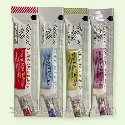 Крем-снеки для котів з рибою NATURAL KITTY CREAMY TREATS 4 смаки 1 стік 12 г, фото 3