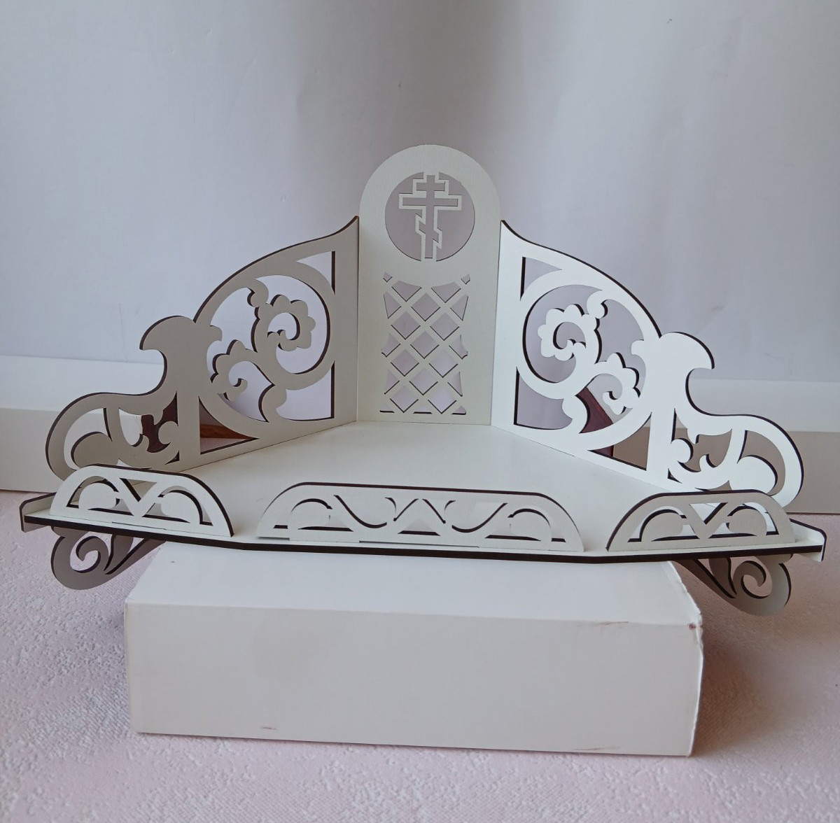 Кутова поличка для ікон 17×20см глибина 12,5см (з ХДФ 3мм)