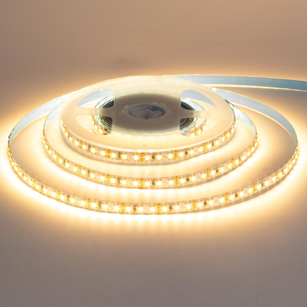 Світлодіодна стрічка тепла біла 12 V AVT smd2835 168LED/м IP20