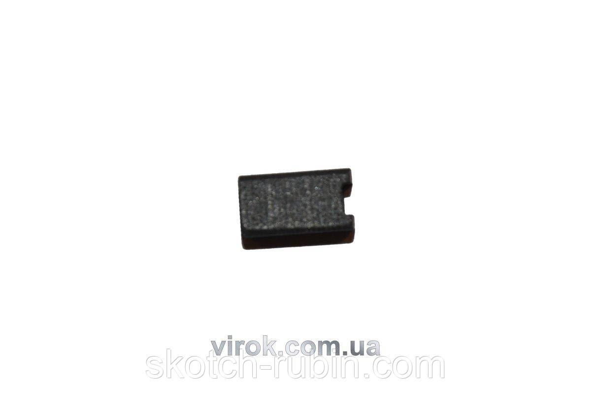 Щітки вугільні DeWALT HL-31-004-66 розмір 6.3х6.3х11.3мм код DeWALT BK04