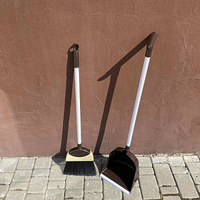 Совок зі щіткою для прибирання 330 ТЕ темно-коричневий