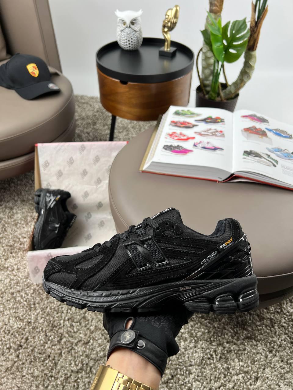 Чоловічі замшеві текстиль кросівки New Balance 1906R Cordura All Black, кеди Нью Беленс чорні. Чоловіче взуття