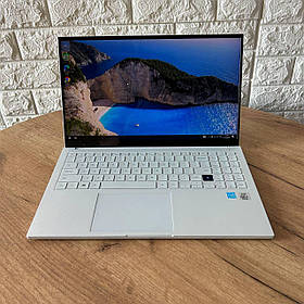 Б/в Ультрабук Б-клас Samsung Galaxy Book Ion White NP950XCJ-K02US 15.6" 1920x1080 O| i7-10510U| 16GB RAM| 256GB SSD| UHD