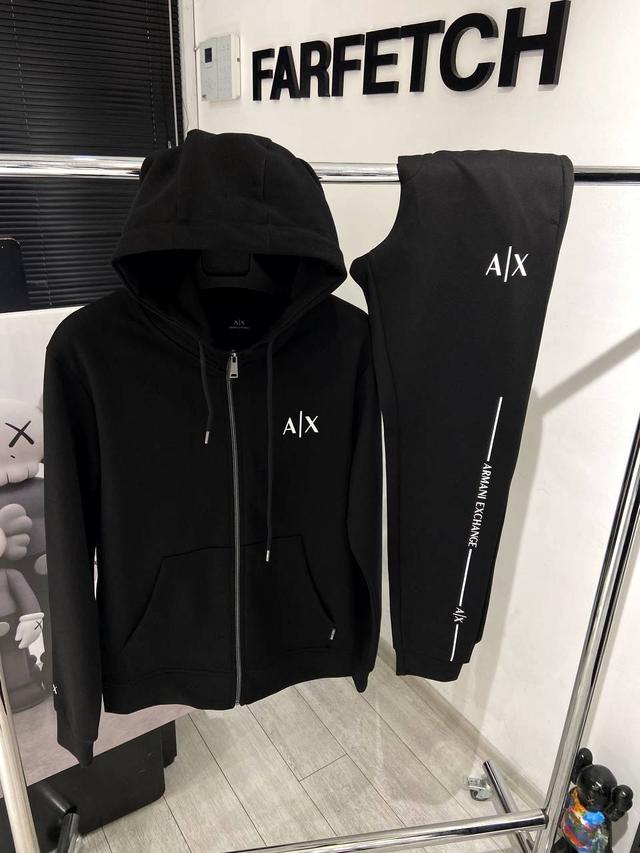  Мужской спортивный костюм Armani
