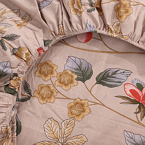Бавовняне натяжне простирадло бязь для двоспального ліжка на гумці (160*200*25) захисне з квітковим принтом на бежевому, фото 2