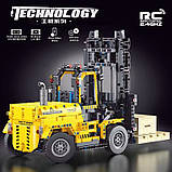 Конструктор дитячий вилочний навантажувач на дистанційному управлінні на 2028 деталей, фото 5
