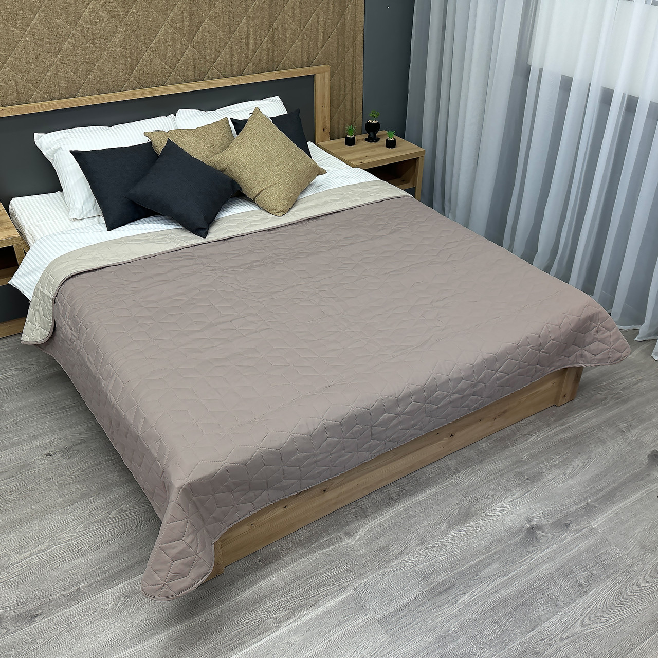Покривало двостороннє Decorator Microfiber куб, сіро-коричневий з бежевим