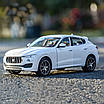 Масштабна модель автомобіля Maserati Levante металева колекційна машина автомодель кросовера 4 кольори, фото 2