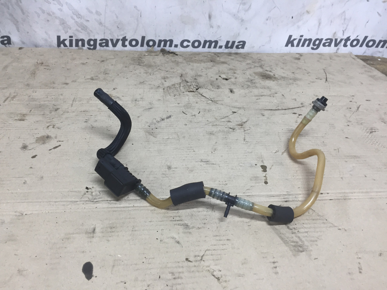 Паливна трубка BMW X5 E70 13537806960