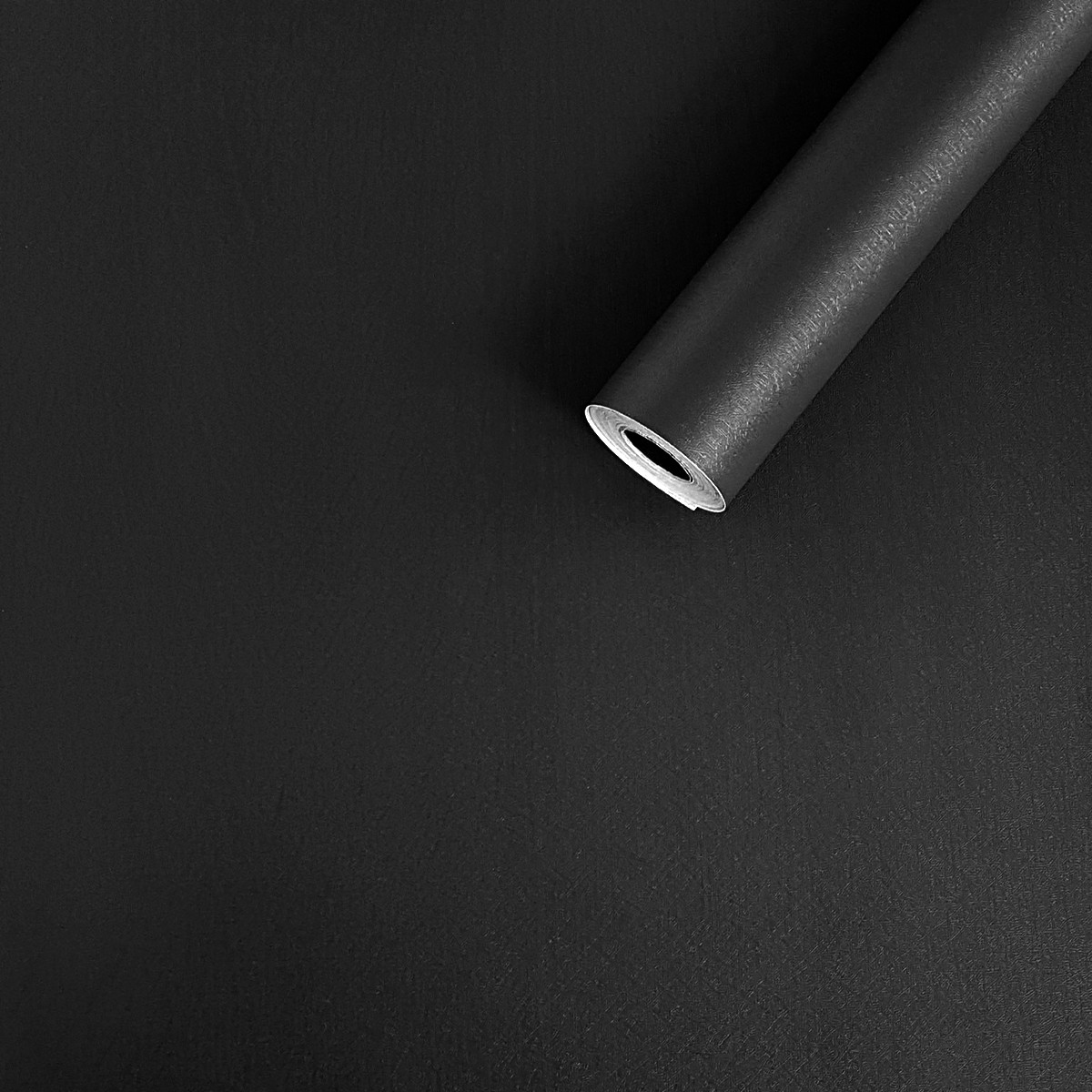 Потрійна електрична розетка з заземленням LIVOLO, біла, скляна рамка, шторки, 250В 16А (VL-C7C3EU-11)