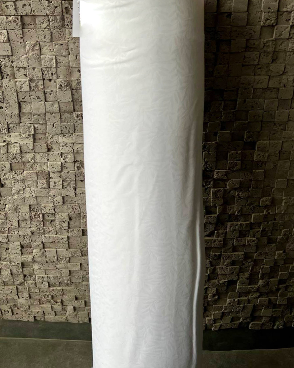 Біла постільна тканина 220 см Мікрофібра тиснення візерунок однотонна синтетична TIS-D10 у рулоні 100 м