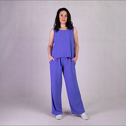 Стильний літній жіночий костюм-двійка, майка штани