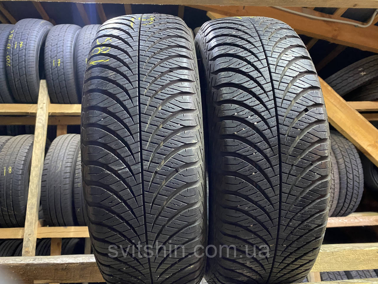 Зимові шиини 185/65R15 Goodyear Vector4Season 7мм 2019рік, фото 1