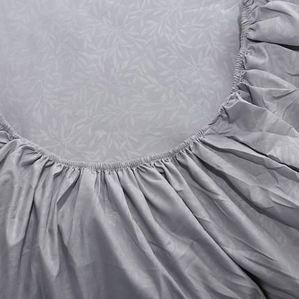 Натяжне однотонне простирадло-чохол мікрофібра на гумці (140*200*25) двоспальне з гілочками на сірому, фото 2