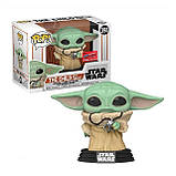 Колекційна фігурка Funko Pop Bobble Star Wars Mandalorian The Child Baby Yoda The Child with Pendant Зіркові воїни Мандалорець, фото 5
