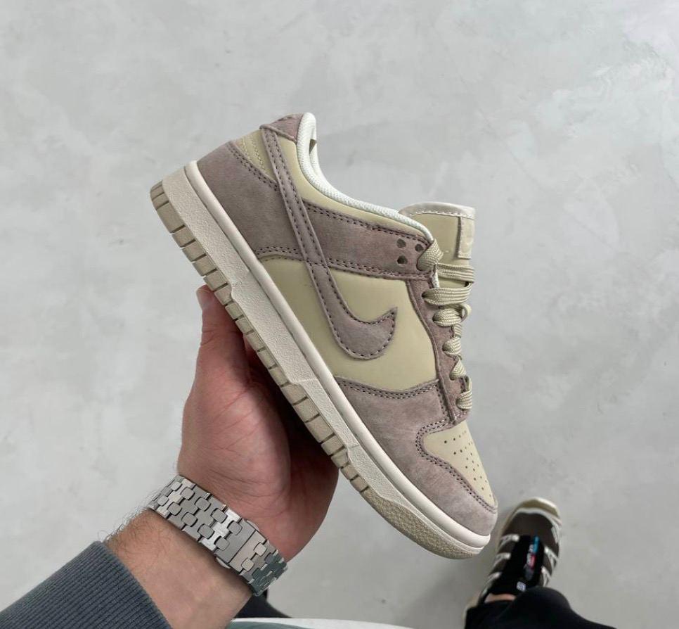 Жіночі кросівки Nike Dunk Low Sanddrift Кеди Найк Данк Лоу бежеві замшеві демісезон