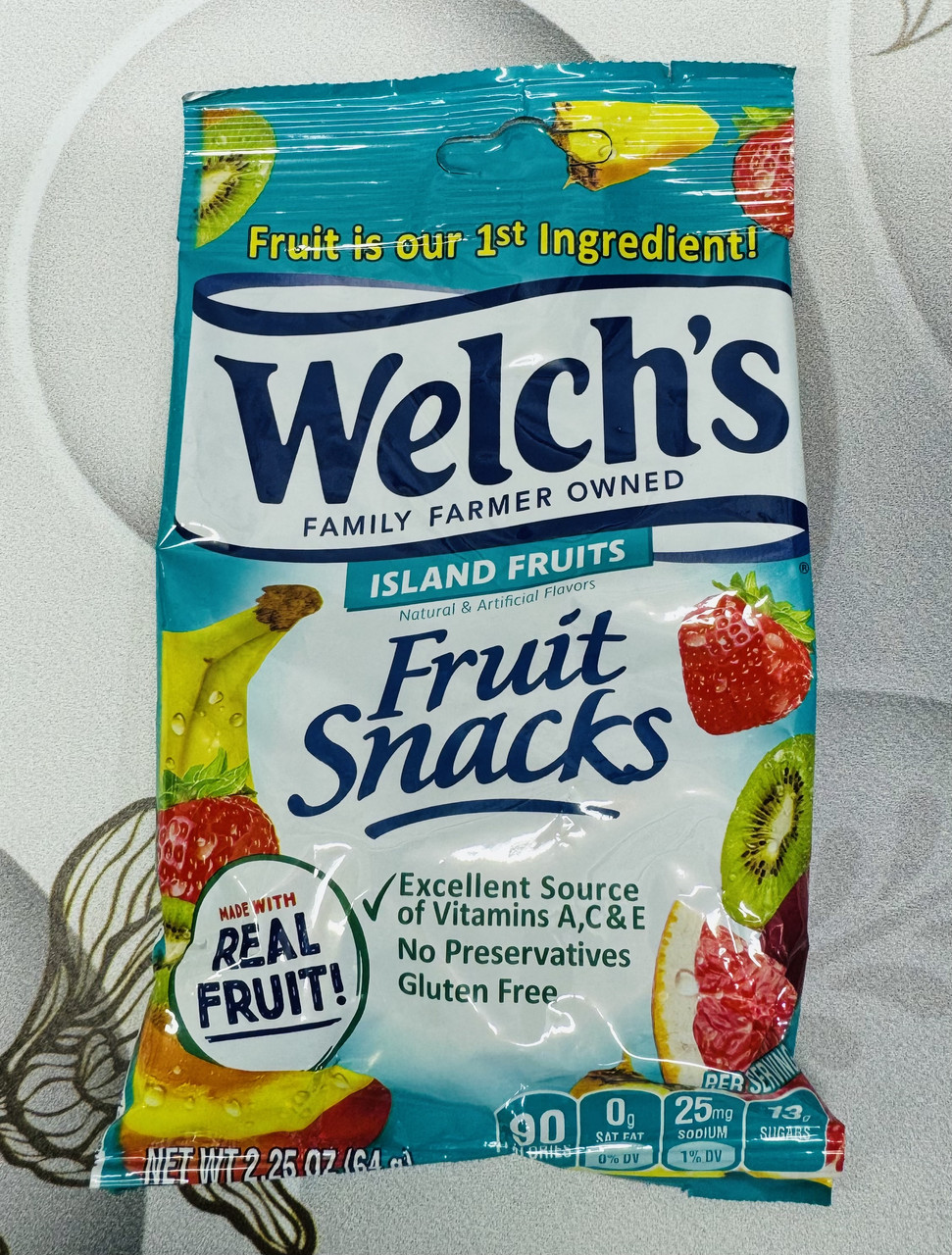 Желейні цукерки тропічні фрукти WELCH'S Fruit Snacks Island Fruits