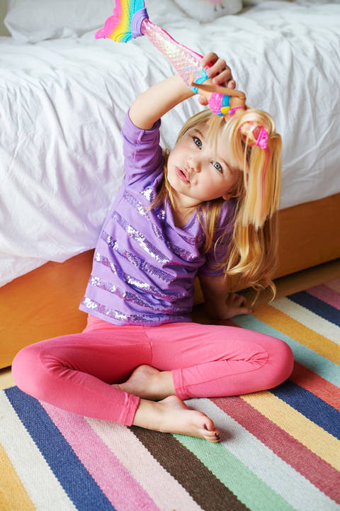 Лялька Барбі Русалочка "Яскраві вогники" (Barbie Русалочка Яркие огоньки, Barbie Rainbow Lights Mermaid) - фото 5 - id-p438649389