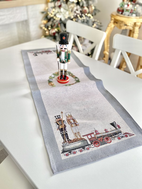 Новорічна доріжка на стіл гобеленова RUNNER1324GR, фото 1