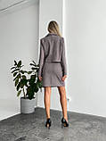 Кавовий жіночий костюм із кашеміру в ялинку: спідниця та укорочений піджак, фото 6