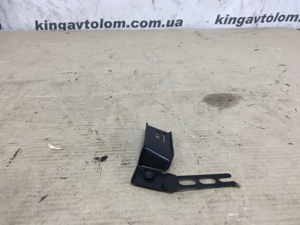 Кронштейн склоочисника BMW X5 E70 61617174998, фото 1