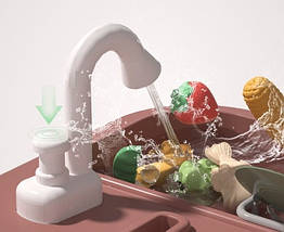 Дитяча інтерактивна кухня WD-P46-R46 ігровий набір для дітей світло звук пар вода з посудом Коричневий, фото 4